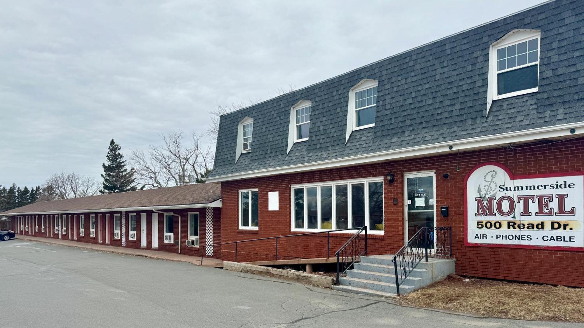 Summerside Motel &Cottages Buitenkant foto